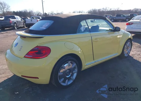 2013 Volkswagen Beetle 2.5L from USA, damaged, VIN 3VW5P7ATXDM822260
